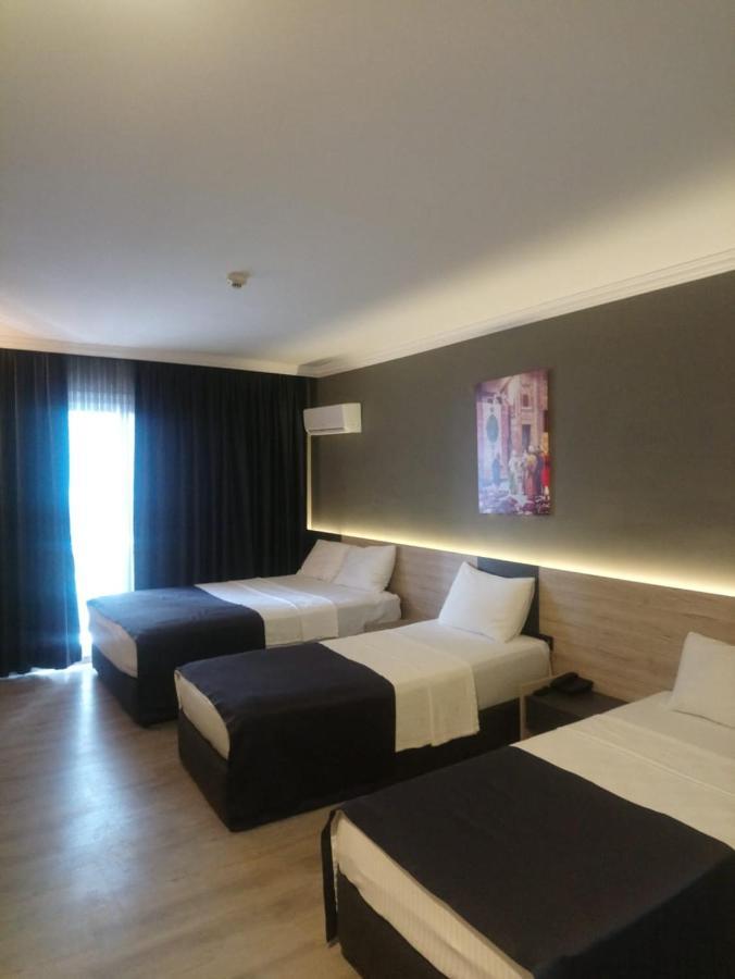 Grand Faik Hotel Çeşme エクステリア 写真