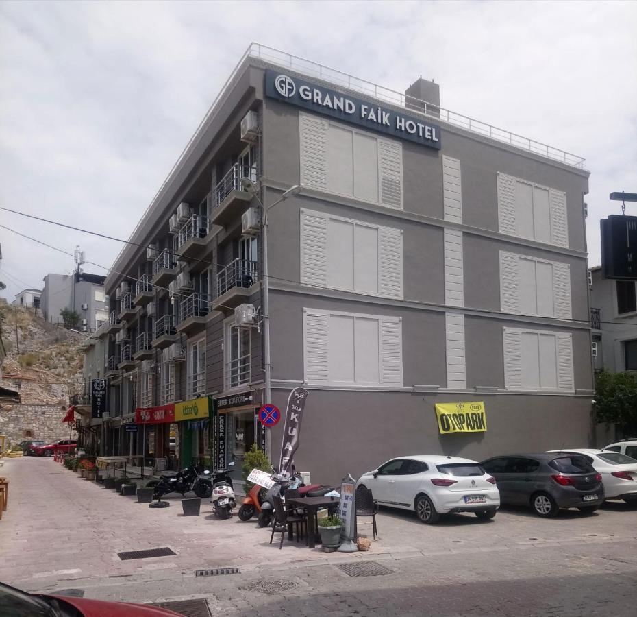 Grand Faik Hotel Çeşme エクステリア 写真