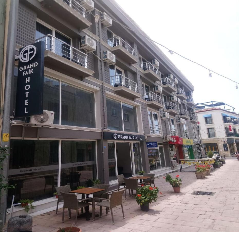 Grand Faik Hotel Çeşme エクステリア 写真