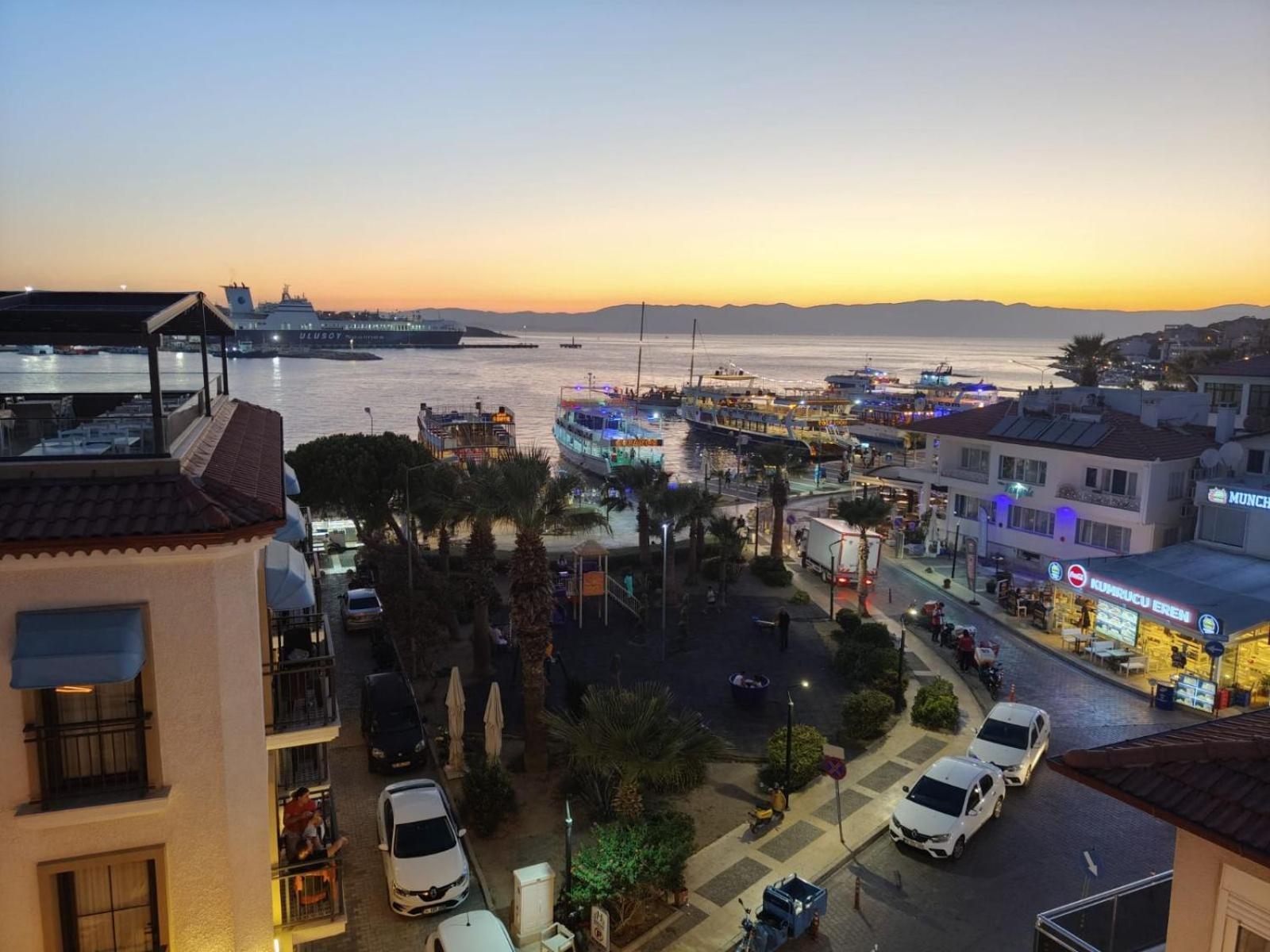 Grand Faik Hotel Çeşme エクステリア 写真