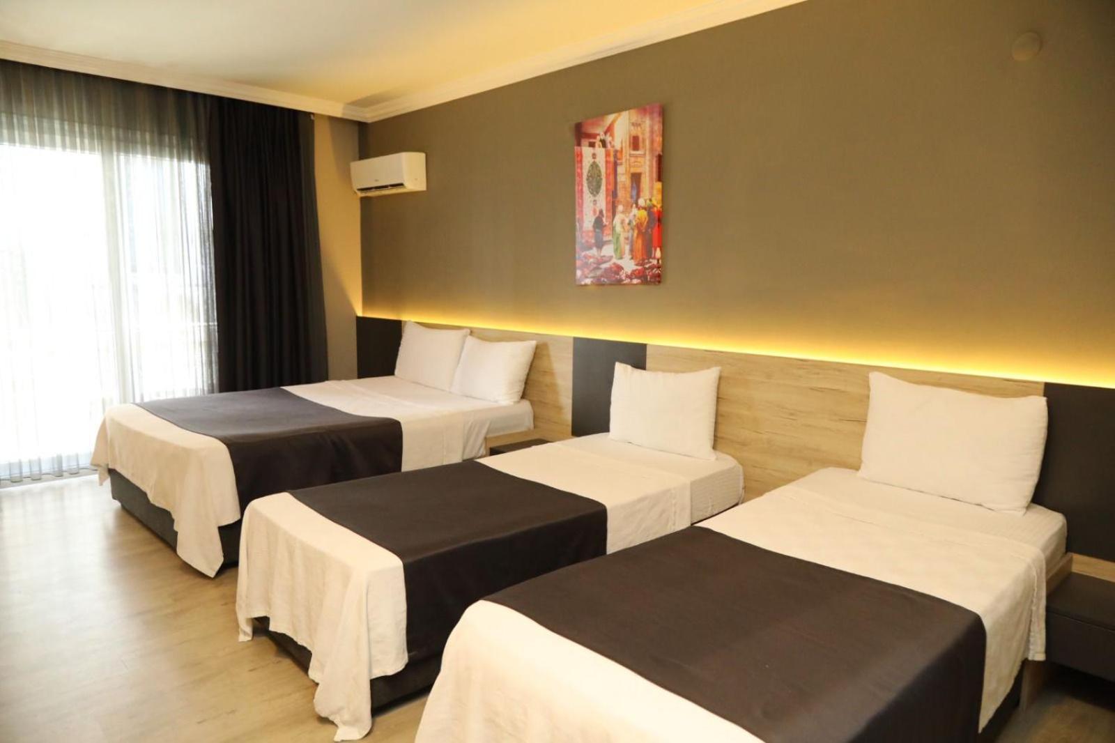 Grand Faik Hotel Çeşme エクステリア 写真